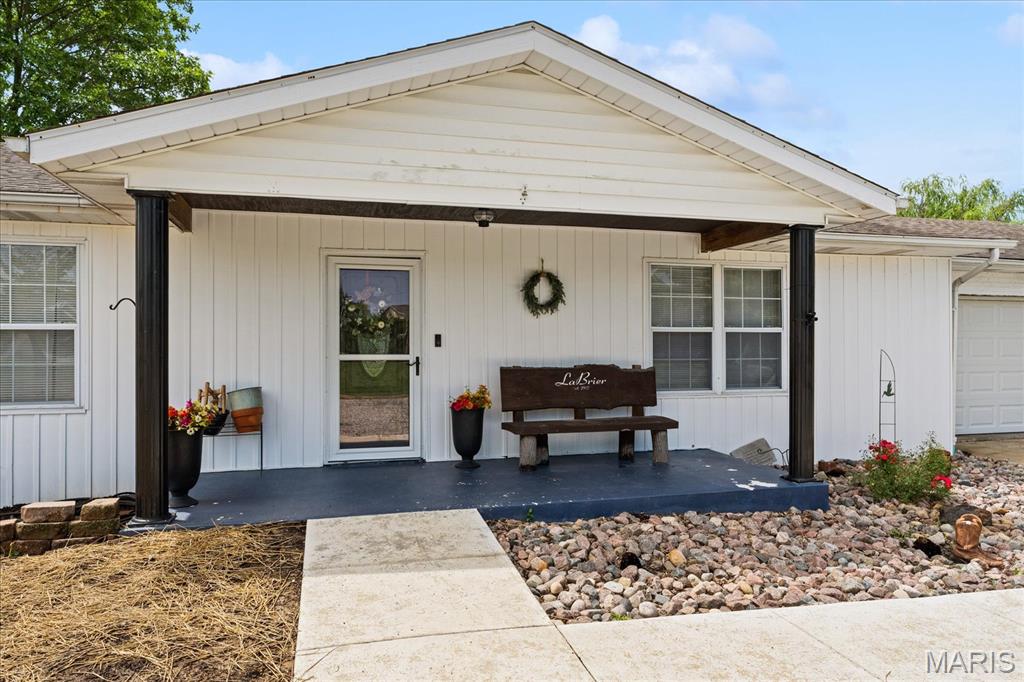 Homes for sale in Freeburg, IL | 1151 W Apple St, Freeburg, IL 62243 | MLS# MIS26028909
