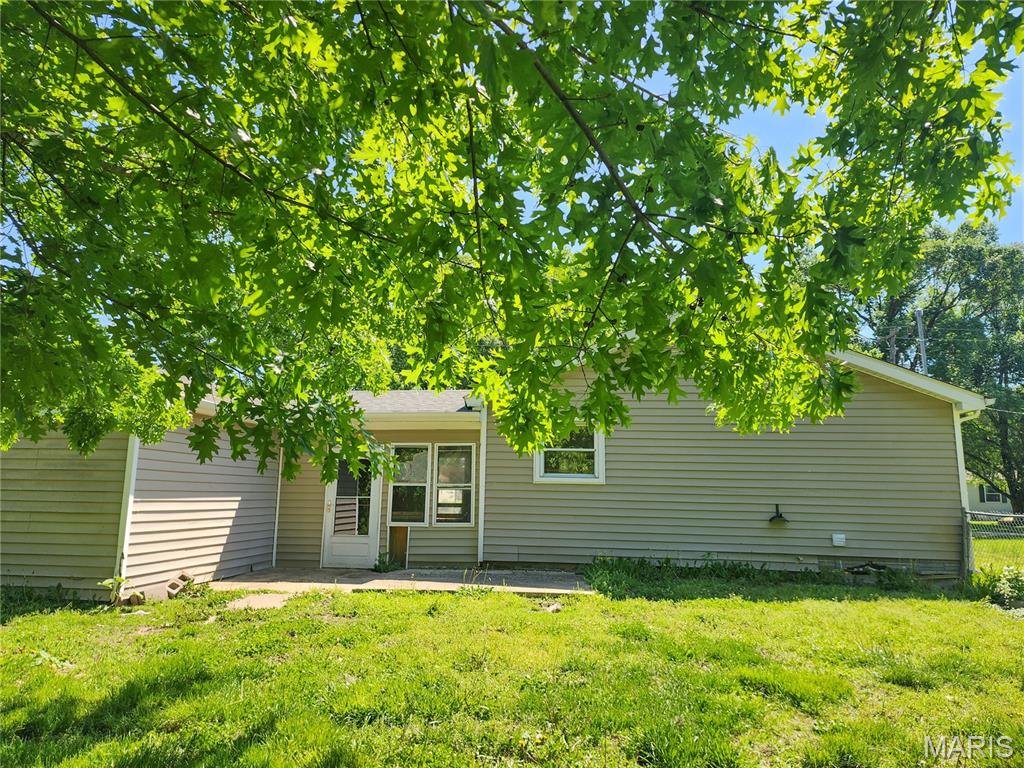 Homes for sale in Sorento, IL | 105 S Hill St, Sorento, IL 62086 | MLS# MIS26029821