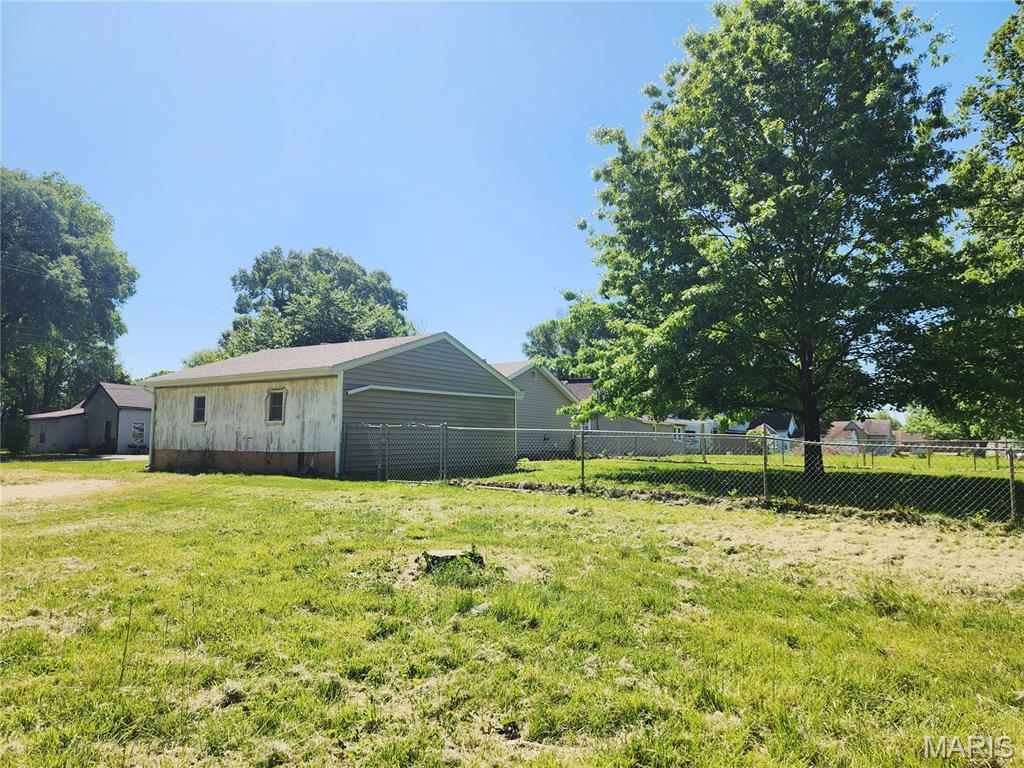 Homes for sale in Sorento, IL | 105 S Hill St, Sorento, IL 62086 | MLS# MIS26029821