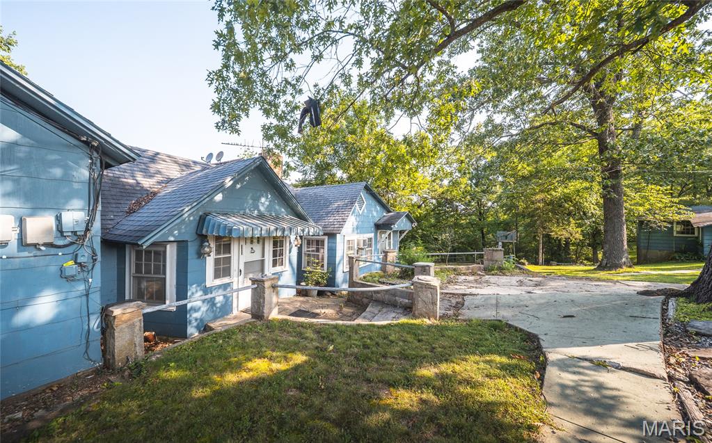 Homes for sale in Dixon, MO | 18009 Crown Rd, Dixon, MO 65459 | MLS# MIS26030135