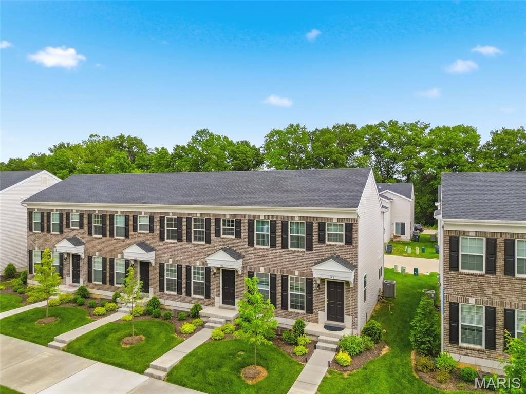 Homes for sale in Wentzville, MO | 346 Fall Harvest Pkwy, Wentzville, MO 63385 | MLS# MIS26030250