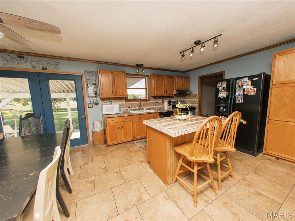 Homes for sale in Owensville, MO | 1768 Southridge Ln, Owensville, MO 65066 | MLS# MIS26030350