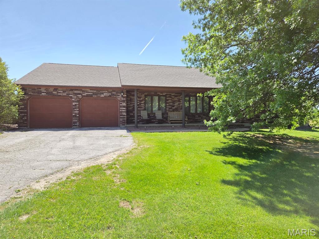 Homes for sale in Lewistown, MO | 18749 225Th St, Lewistown, MO 63452 | MLS# MIS26030736
