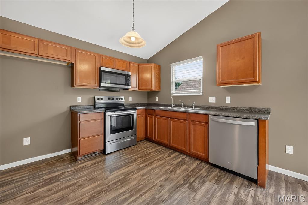 3rd image of 505 Lake Dr, O Fallon, MO 63366 | MLS# MIS26030742