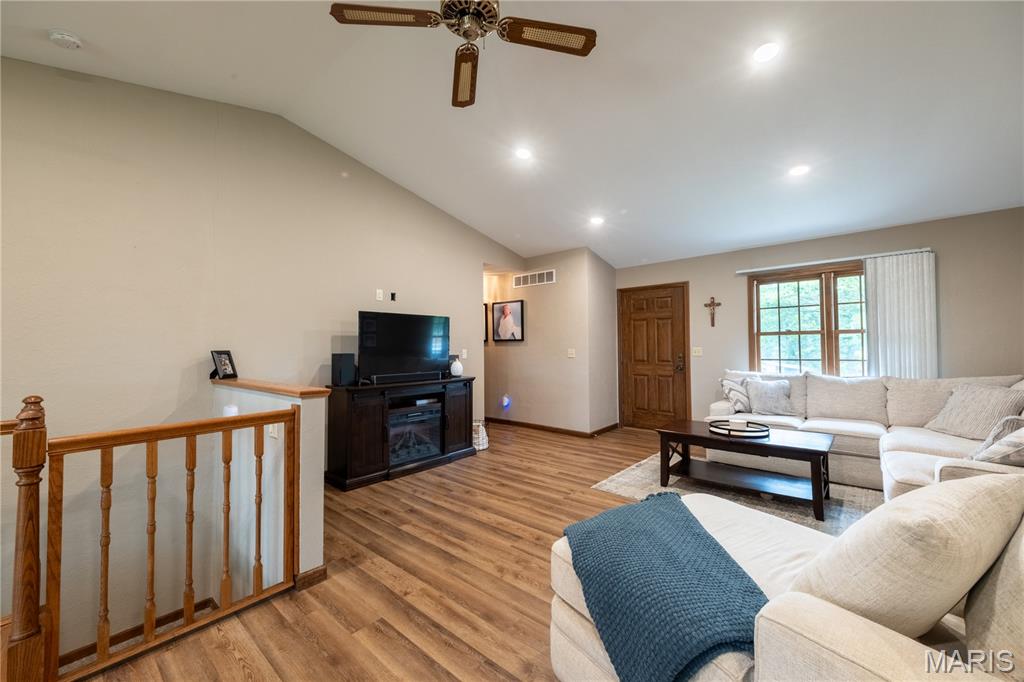 Homes for sale in Perryville, MO | 1426 Hwy B, Perryville, MO 63775 | MLS# MIS26030932