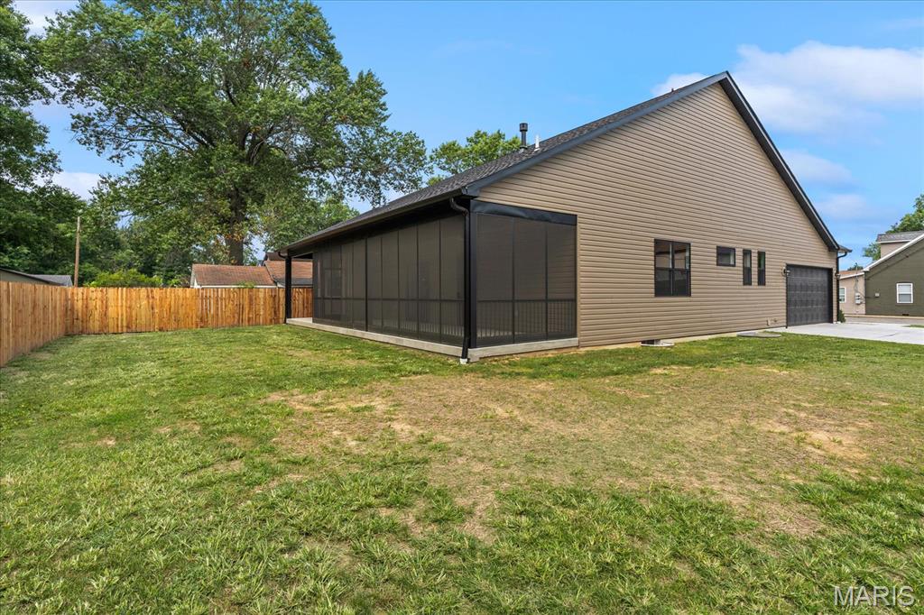 2nd image of 406 W Laurel St, Millstadt, IL 62260 | MLS# MIS26030945