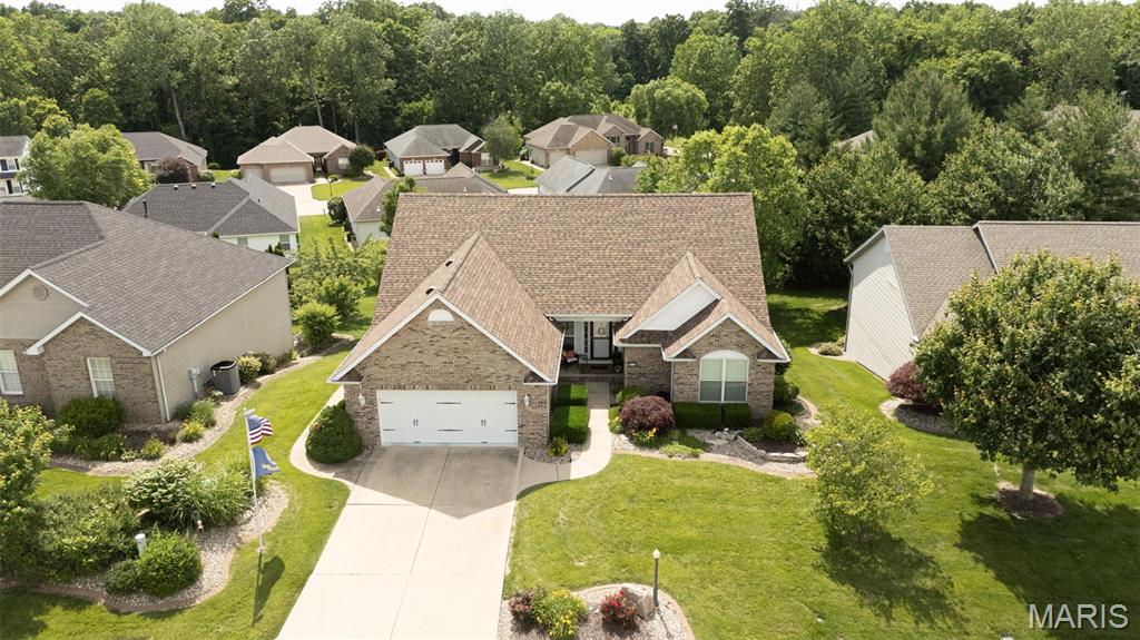 Homes for sale in Alton, IL | 4632 Magnolia Pl, Alton, IL 62002 | MLS# MIS26031196