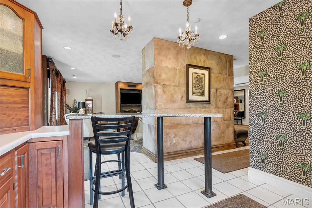 Homes for sale in Edwardsville, IL | 21 Country Club Dr, Edwardsville, IL 62025 | MLS# MIS26031240