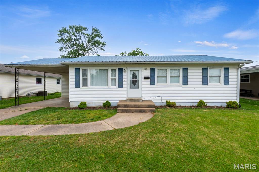 Homes for sale in Chaffee, MO | 105 West Clarman, Chaffee, MO 63740 | MLS# MIS26031386