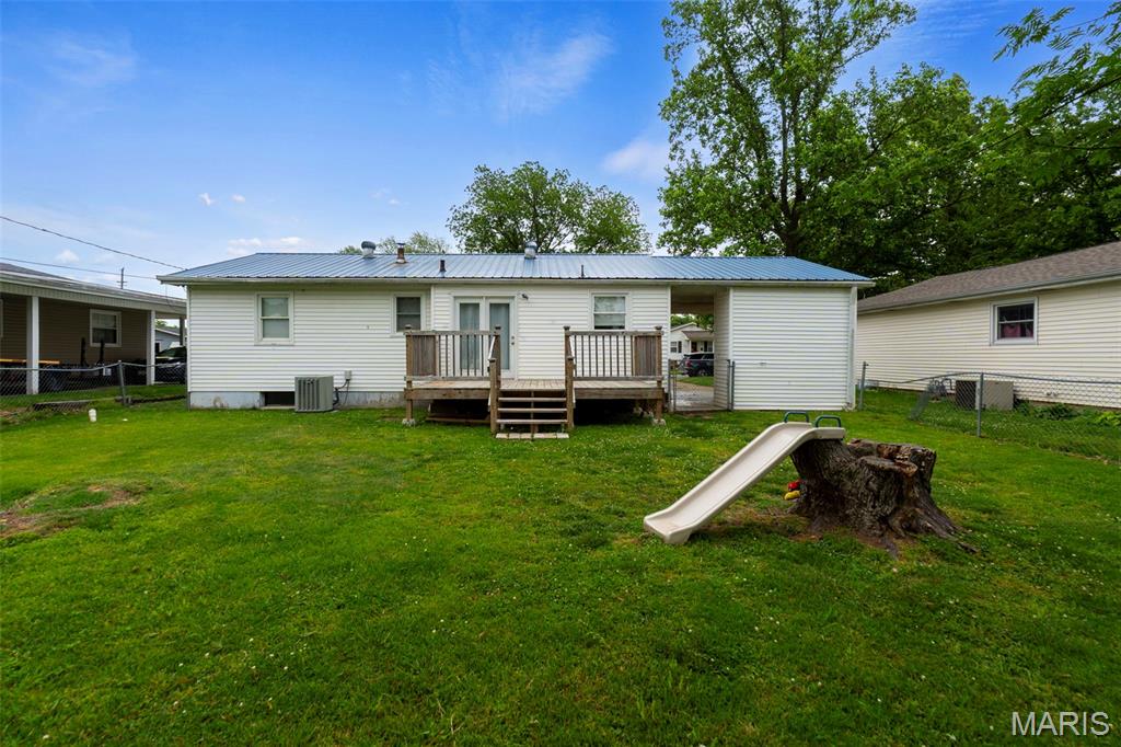 Homes for sale in Chaffee, MO | 105 West Clarman, Chaffee, MO 63740 | MLS# MIS26031386