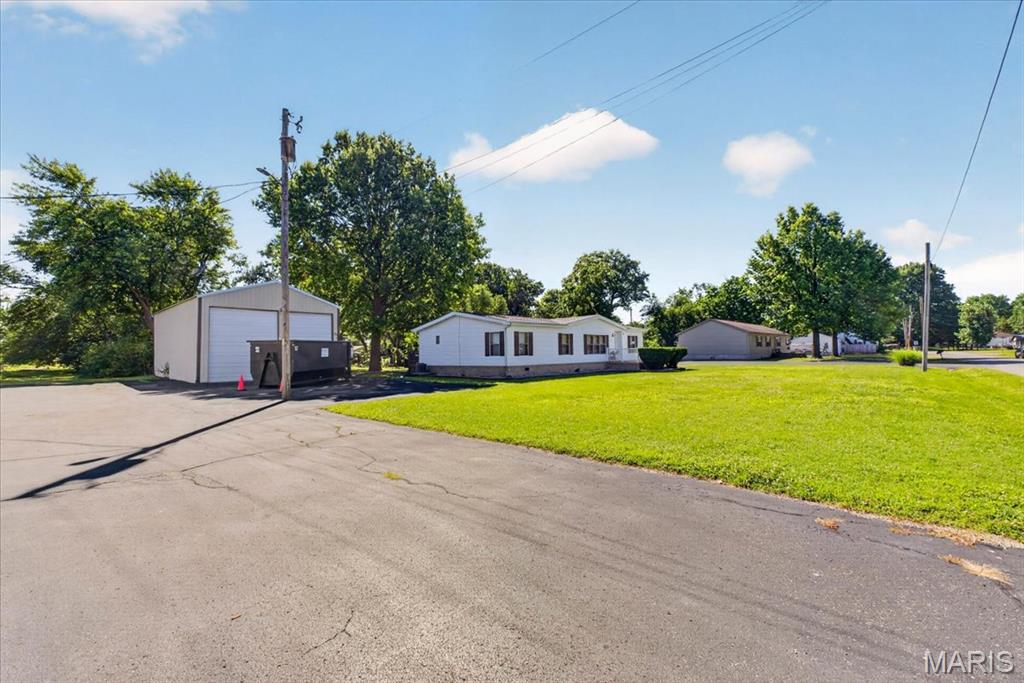 Homes for sale in East Carondelet, IL | 40 Godin Ave, East Carondelet, IL 62240 | MLS# MIS26031621