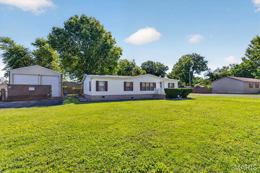 Homes for sale in East Carondelet, IL | 40 Godin Ave, East Carondelet, IL 62240 | MLS# MIS26031621
