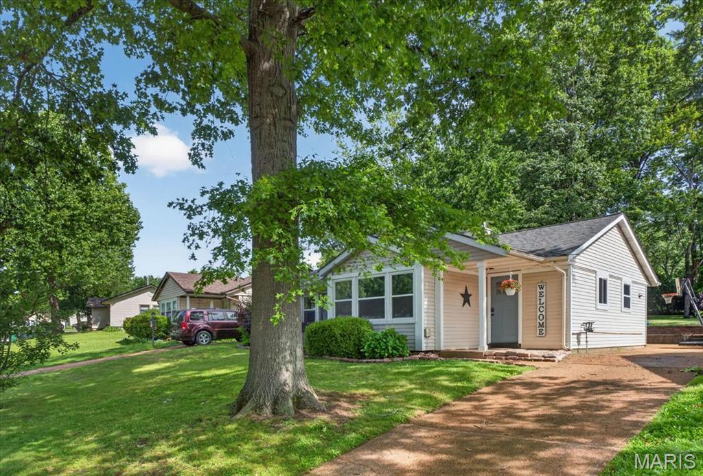 Homes for sale in Unincorporated, MO | 9954 Clearwater Dr, Unincorporated, MO 63123 | MLS# MIS26031696