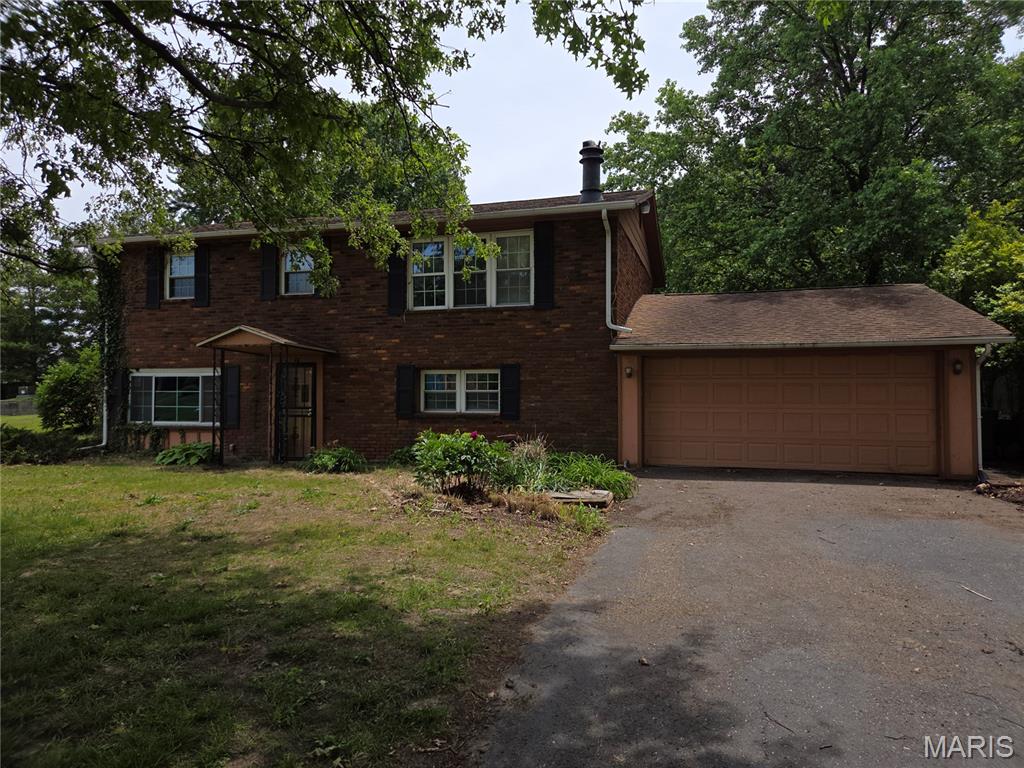 Homes for sale in Maryville, IL | 2228 Vadalabene Dr, Maryville, IL 62062 | MLS# MIS26031784