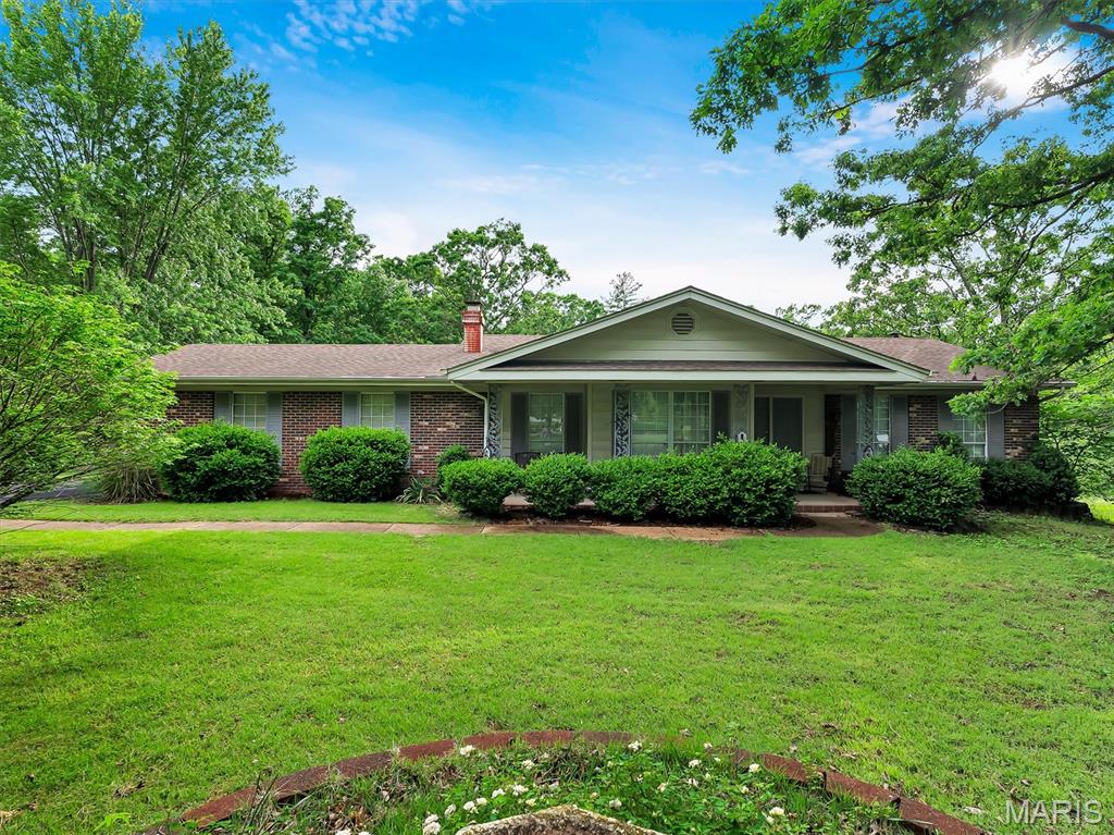 1st image of 43 E Nottingham Cir, Sullivan, MO 63080 | MLS# MIS26031865