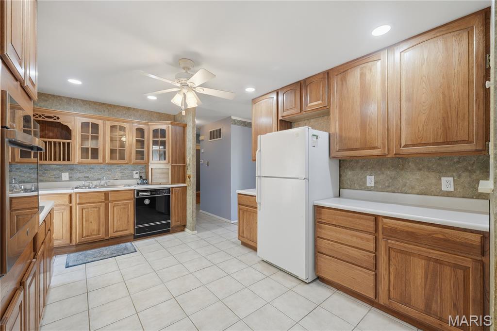 Homes for sale in Fenton, MO | 2005 Cleopatra Dr, Fenton, MO 63026 | MLS# MIS26032230