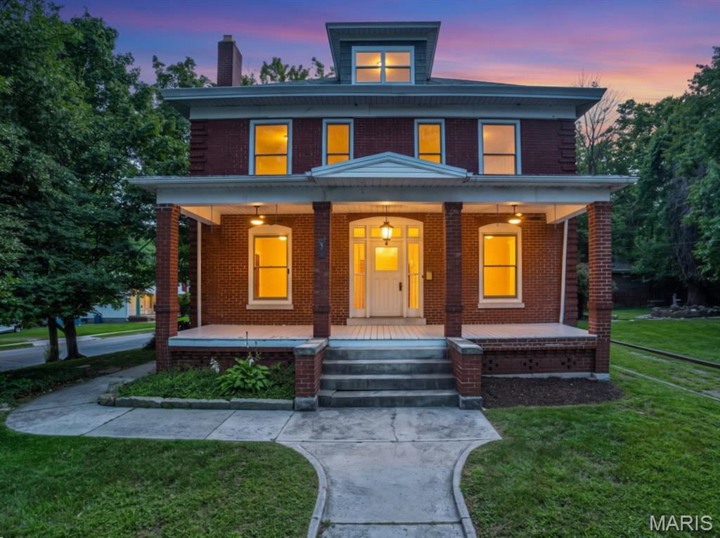 1st image of 1215 Union St, Alton, IL 62002 | MLS# MIS26032466
