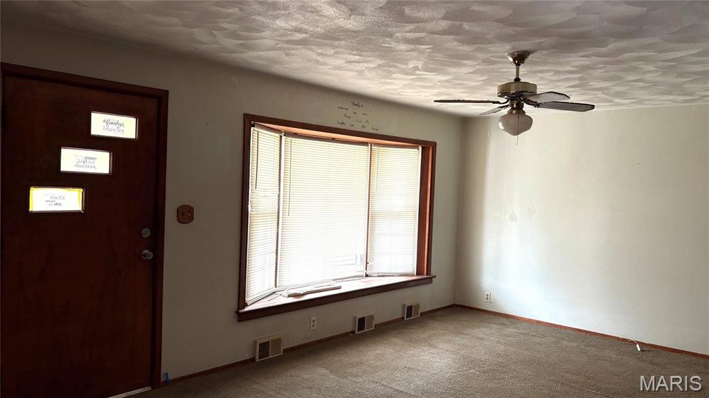 Homes for sale in Sparta, IL | 105 Debra Ln, Sparta, IL 62286 | MLS# MIS26032601
