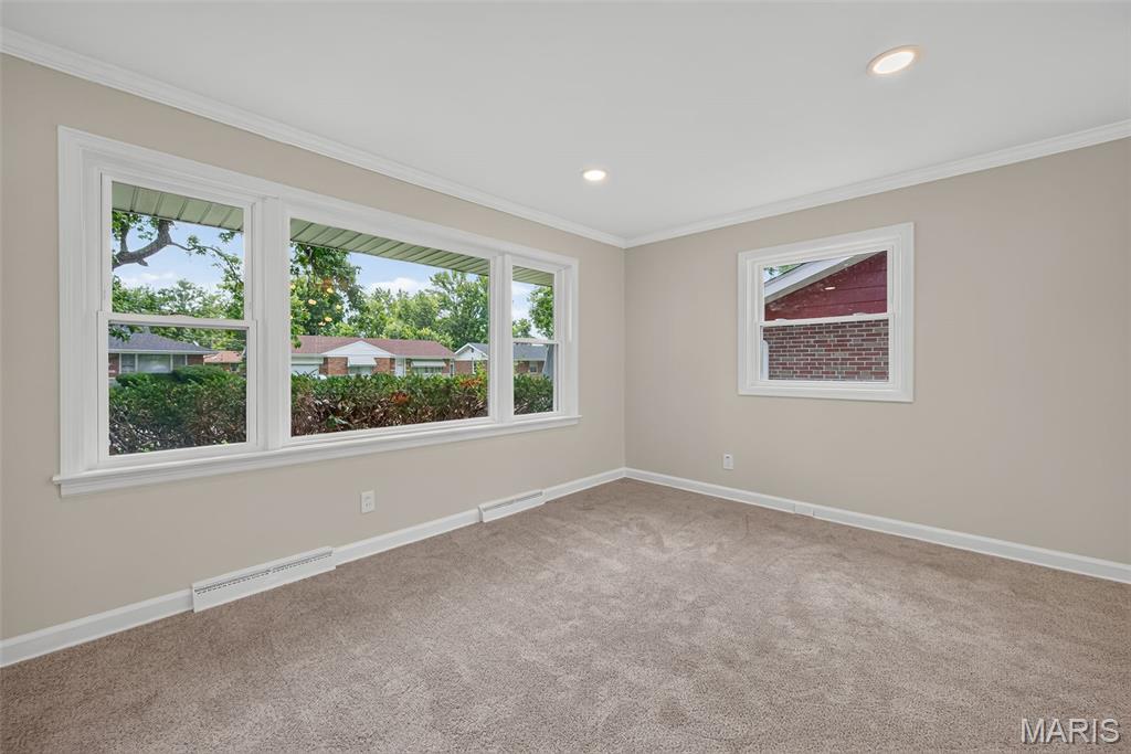4th image of 305 Ward Dr, Saint Louis, MO 63135 | MLS# MIS26032875