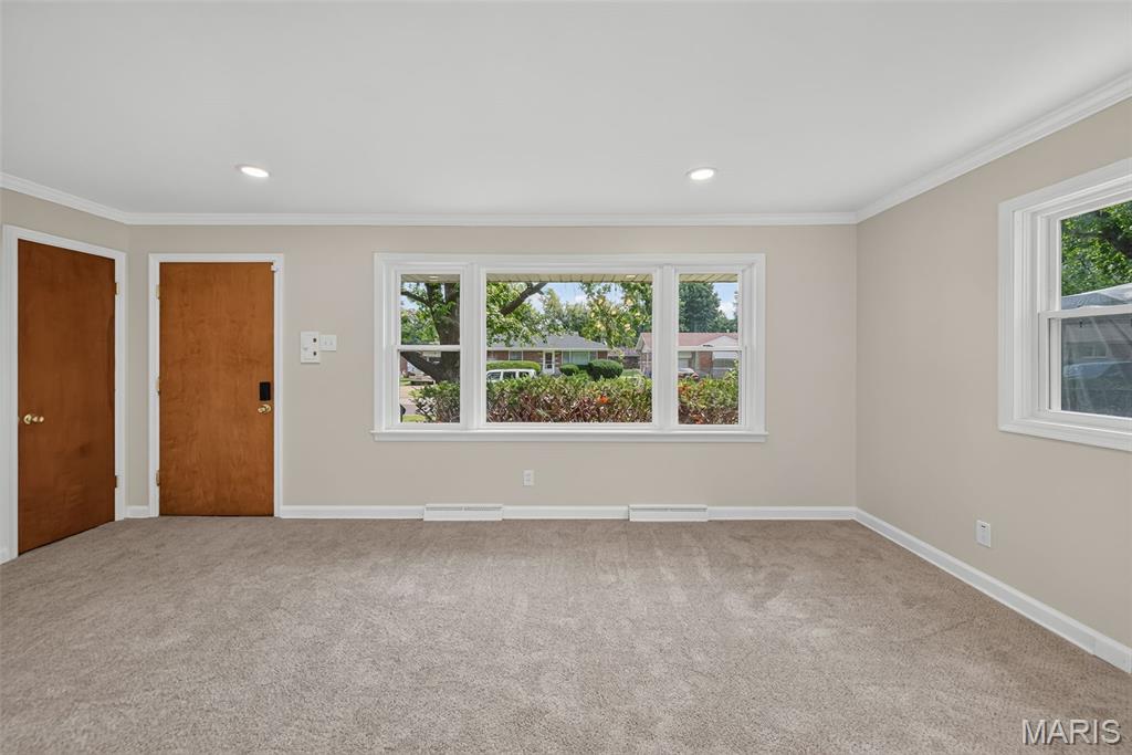 3rd image of 305 Ward Dr, Saint Louis, MO 63135 | MLS# MIS26032875