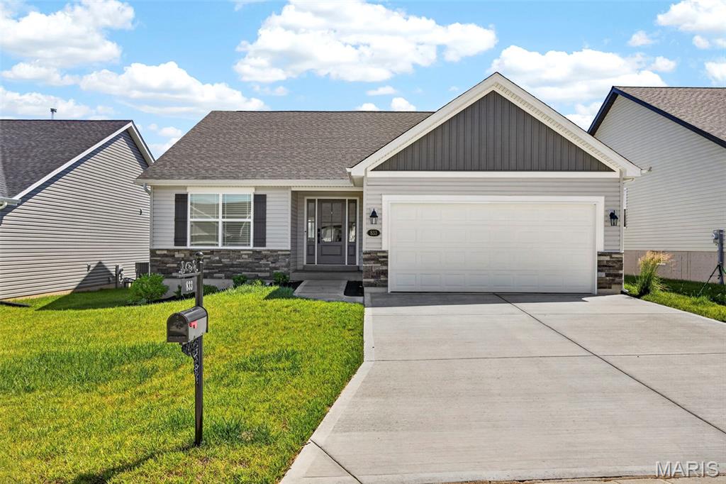 Homes for sale in Moscow Mills, MO | 833 Cedarwood Dr, Moscow Mills, MO 63362 | MLS# MIS26033096