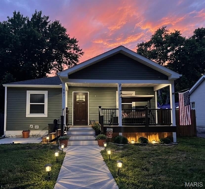 Homes for sale in Wood River, IL | 567 10th St, Wood River, IL 62095 | MLS# MIS26033204