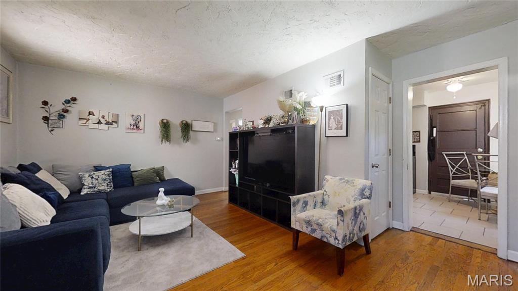 5th image of 6835 Plymouth Ave, Saint Louis, MO 63130 | MLS# MIS26033503