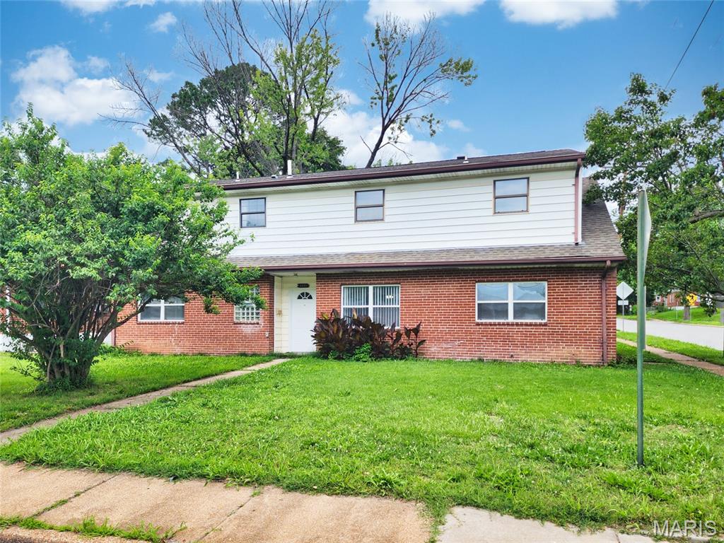 1st image of 8201 Braddock Dr, Saint Louis, MO 63132 | MLS# MIS26033998