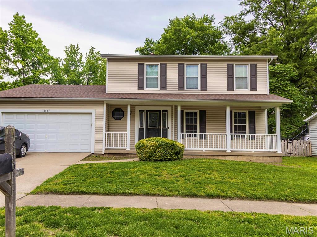 2nd image of 1955 Acorn Trail Dr, Florissant, MO 63031 | MLS# MIS26034112