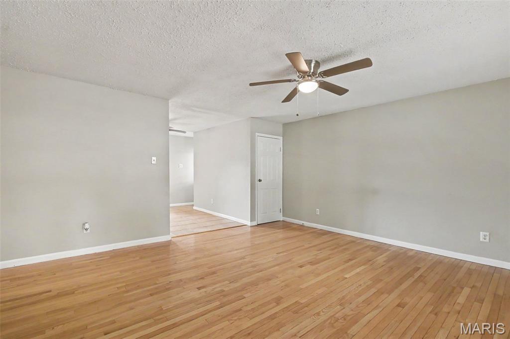 4th image of 2322 Battlefield Dr, Florissant, MO 63031 | MLS# MIS26034135