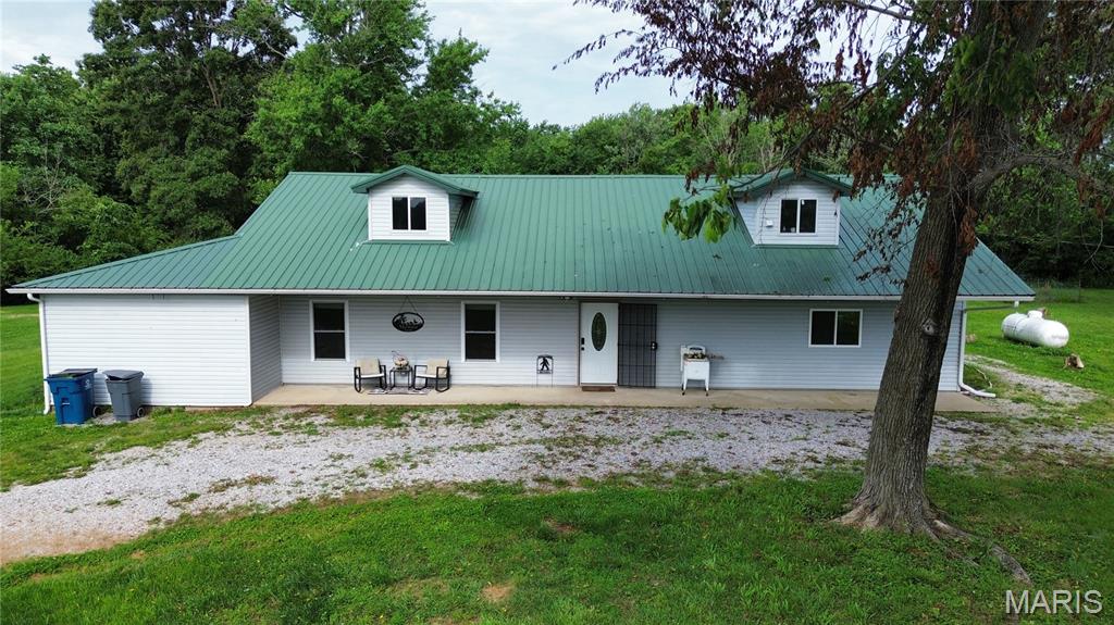 Homes for sale in Cisne, IL | 1669 Us Hwy 45, Cisne, IL 62823 | MLS# MIS26034211