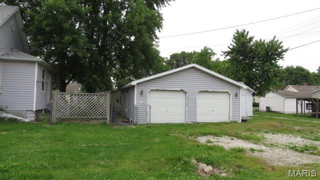 Homes for sale in Gillespie, IL | 911 Madison St, Gillespie, IL 62033 | MLS# MIS26034384