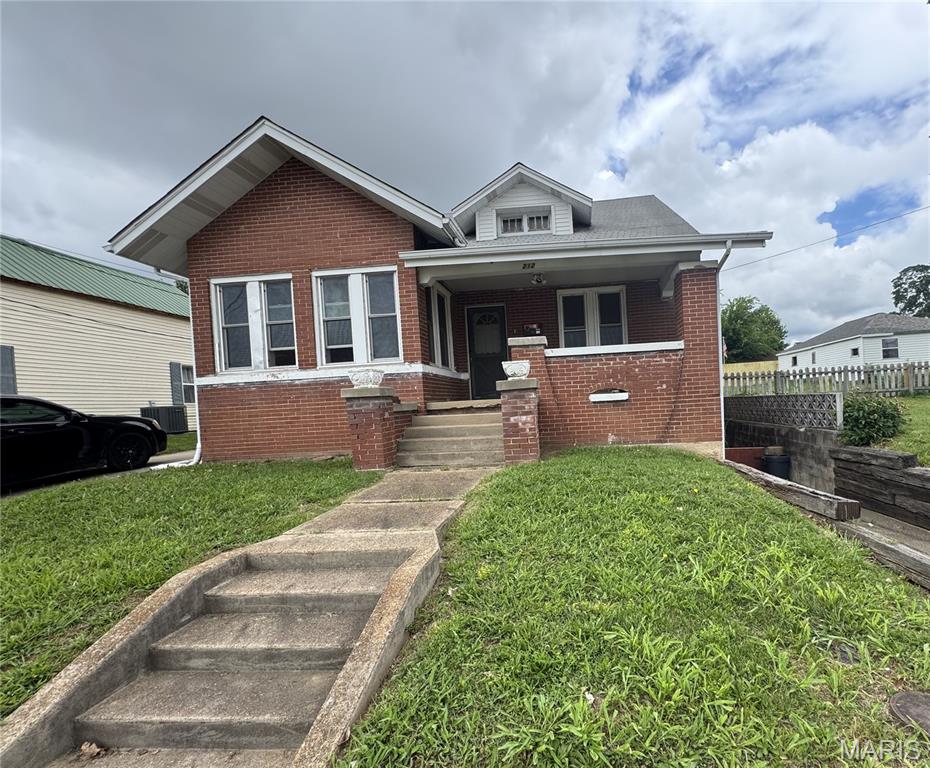 Homes for sale in Perryville, MO | 212 W North St, Perryville, MO 63775 | MLS# MIS26034488