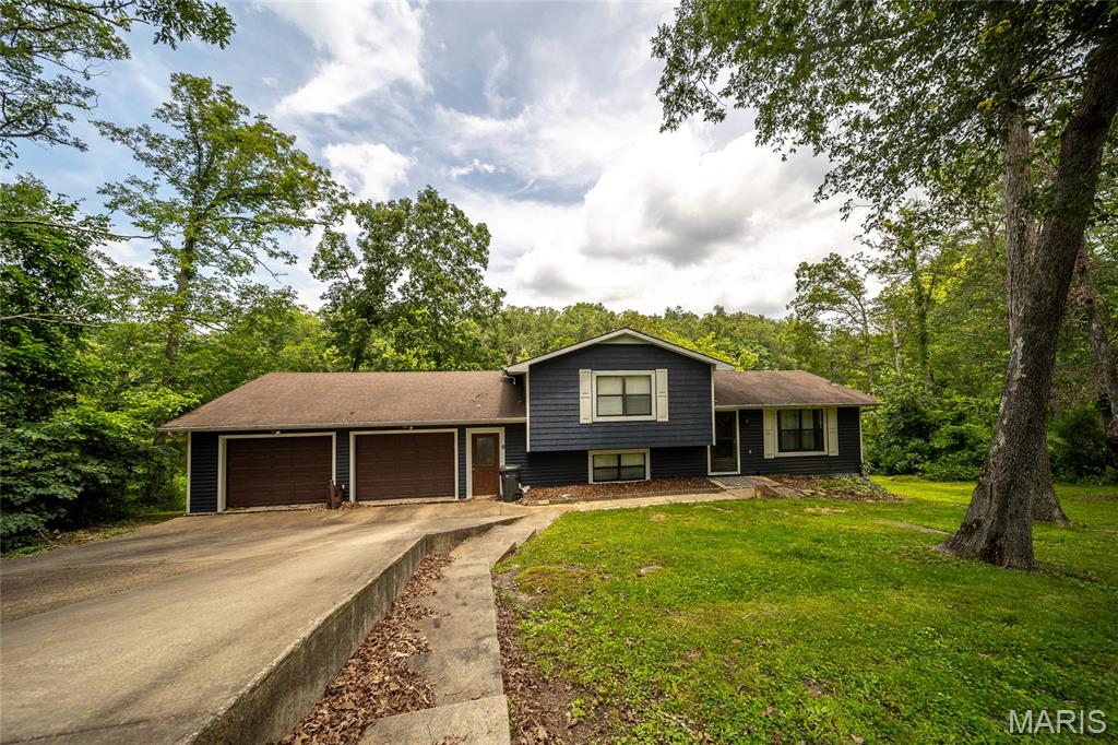Homes for sale in Fredericktown, MO | 1056 S Deer Trl, Fredericktown, MO 63645 | MLS# MIS26034564