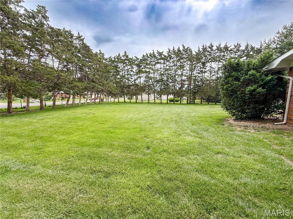 Homes for sale in Highland, IL | 2707 Lemon Street Rd, Highland, IL 62249 | MLS# MIS26034645