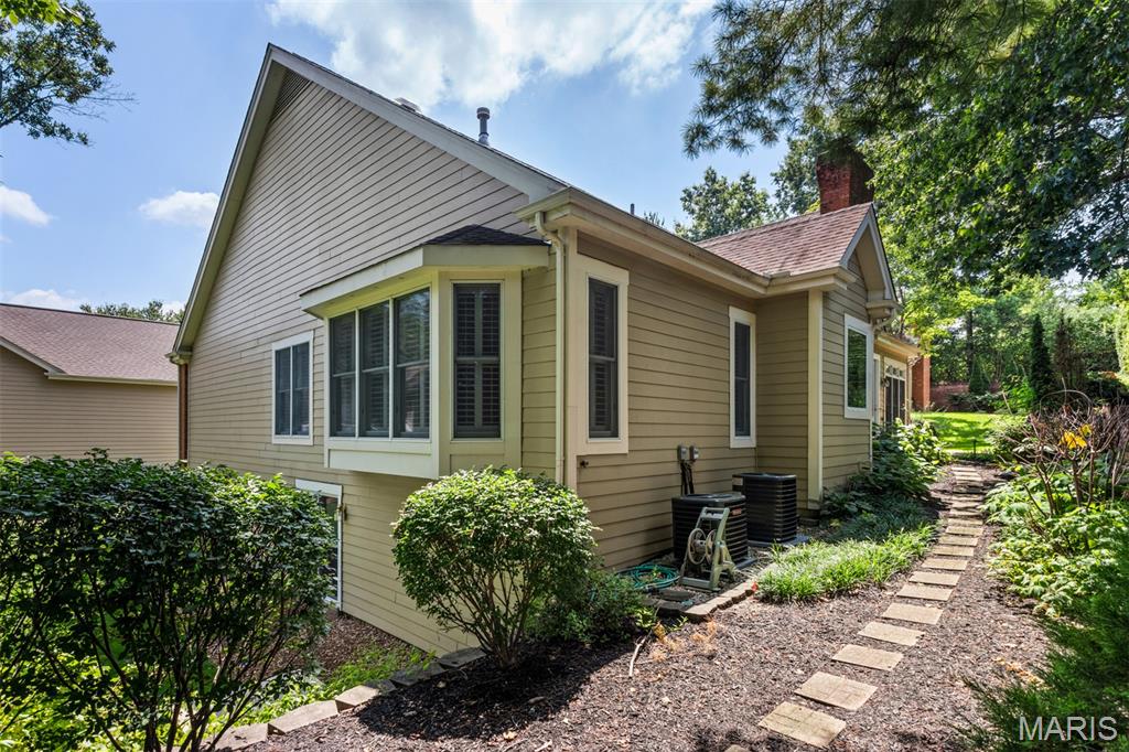73rd image of 13052 Pembrooke Valley Ct, Saint Louis, MO 63141 | MLS# MIS26034741