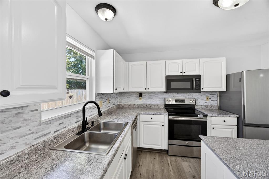 Homes for sale in Troy, MO | 232 Autumn Oaks Dr, Troy, MO 63379 | MLS# MIS26034835