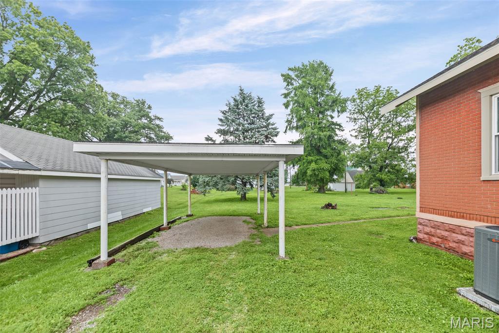 Homes for sale in Hoyleton, IL | 150 N Park St, Hoyleton, IL 62803 | MLS# MIS26034900