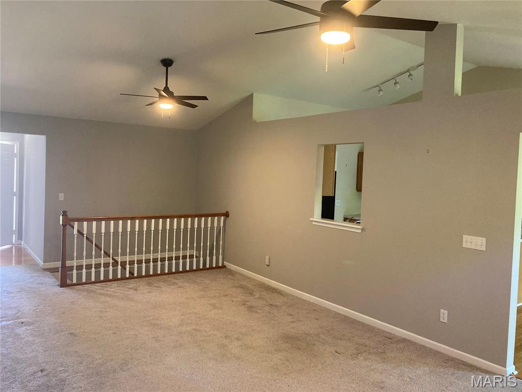 Homes for sale in Warrenton, MO | 609 Meadowview Ct, Warrenton, MO 63383 | MLS# MIS26034906