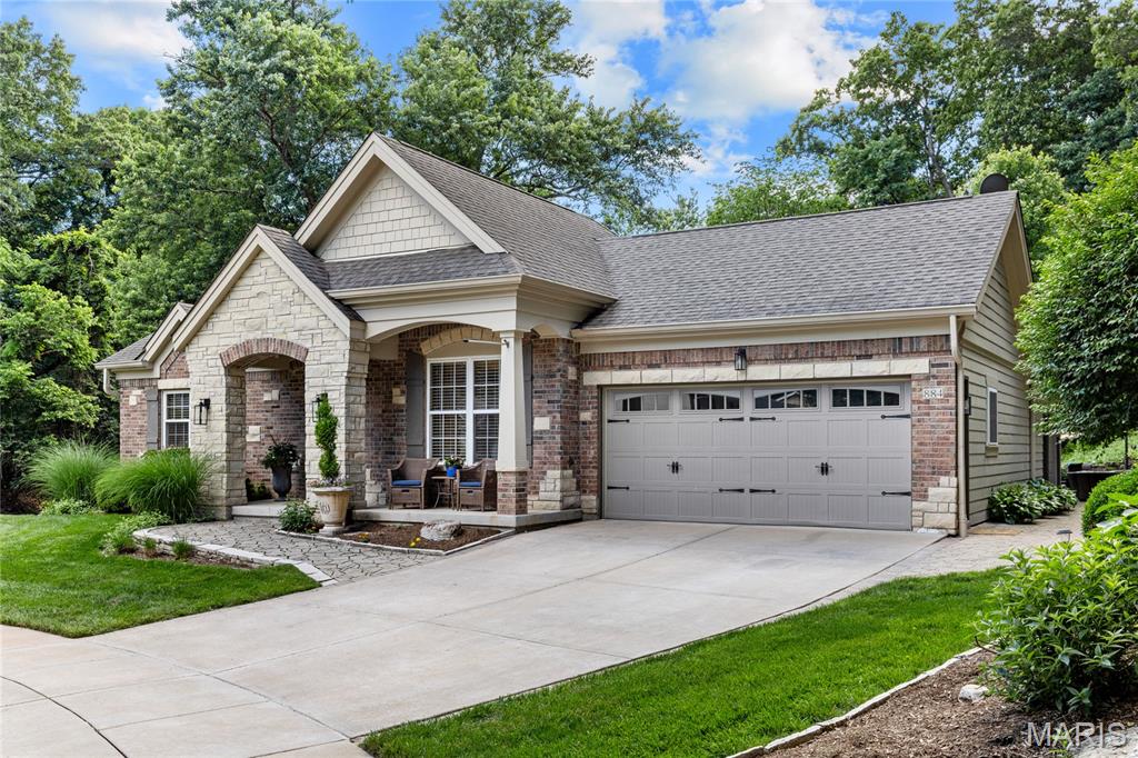 Homes for sale in Ballwin, MO | 884 Village Brook Ct, Ballwin, MO 63021 | MLS# MIS26034913