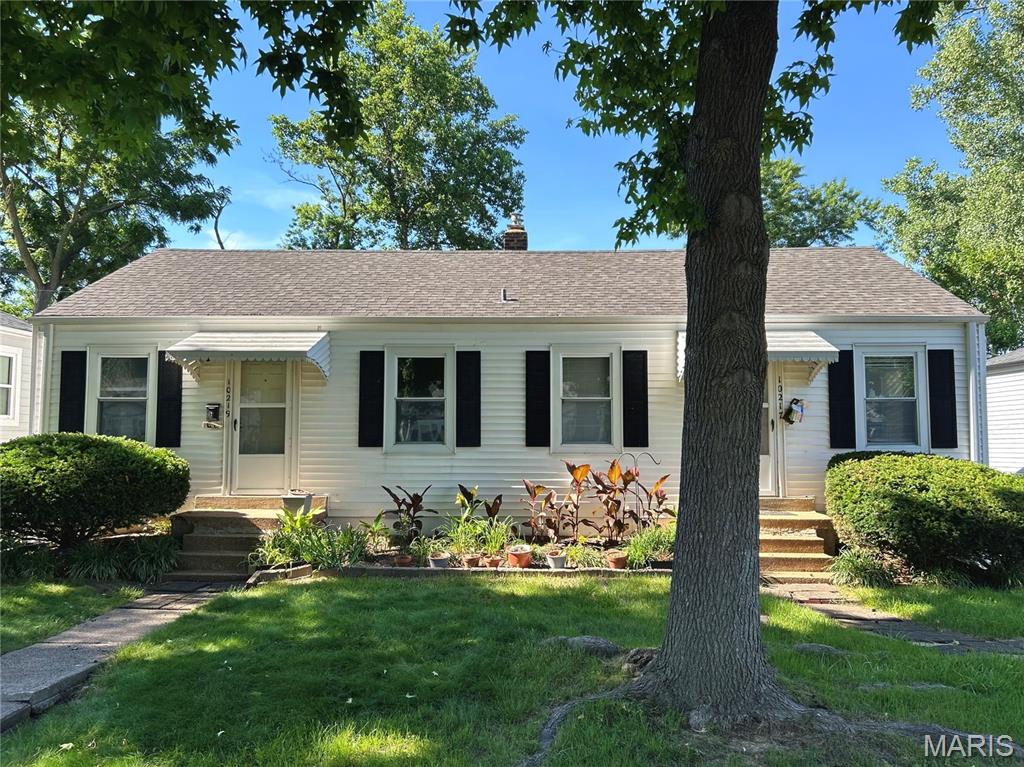 Homes for sale in Saint Ann, MO | 10217 Saint Katherine Ln, Saint Ann, MO 63074 | MLS# MIS26035057