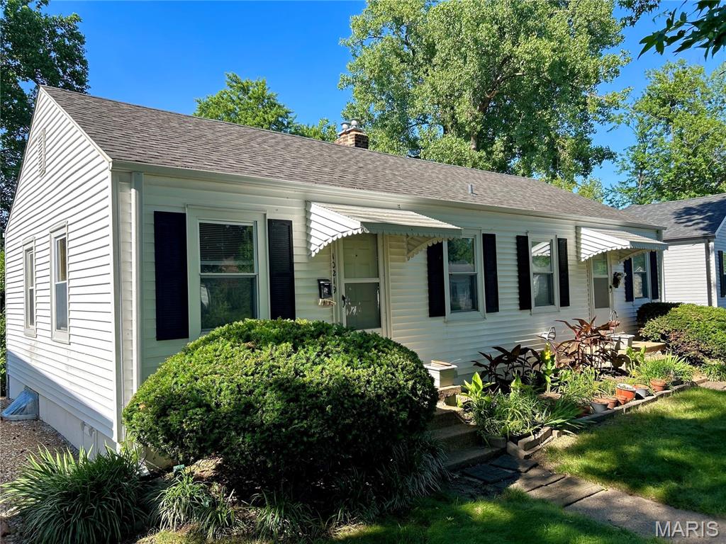 Homes for sale in Saint Ann, MO | 10217 Saint Katherine Ln, Saint Ann, MO 63074 | MLS# MIS26035057