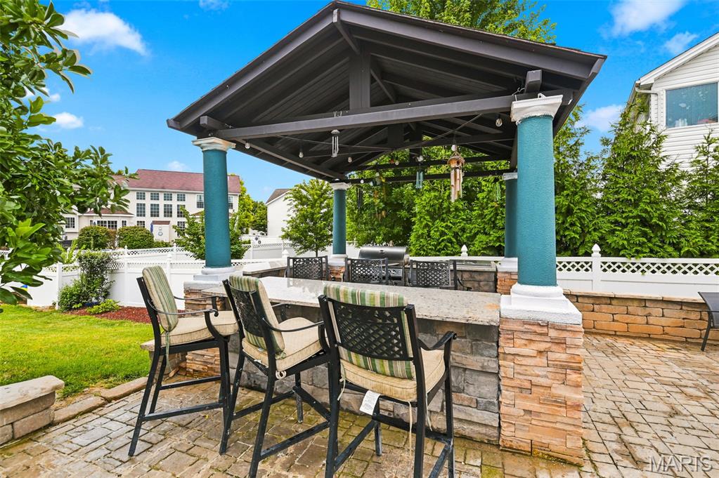 3rd image of 66 N Hillview Dr, Saint Peters, MO 63376 | MLS# MIS26035149