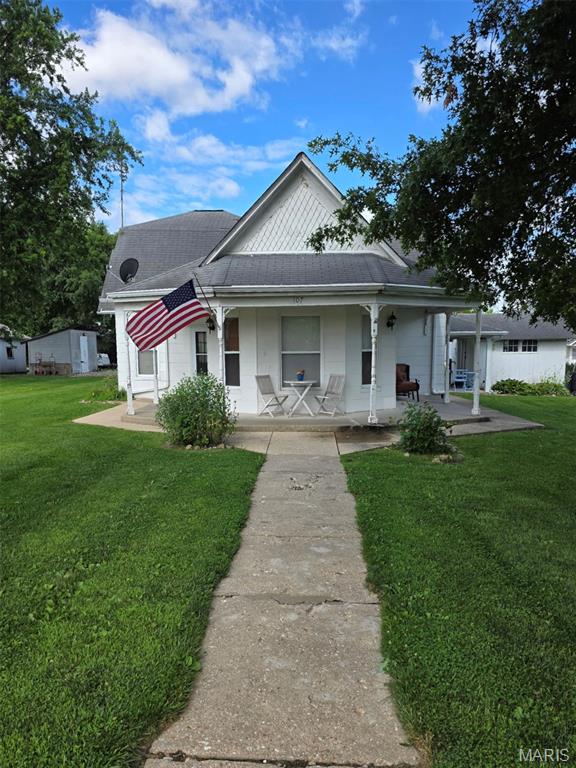 Homes for sale in Bellflower, MO | 107 S Main St, Bellflower, MO 63333 | MLS# MIS26035168