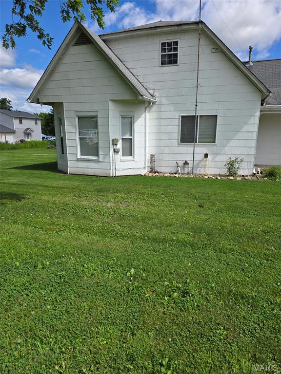 Homes for sale in Bellflower, MO | 107 S Main St, Bellflower, MO 63333 | MLS# MIS26035168