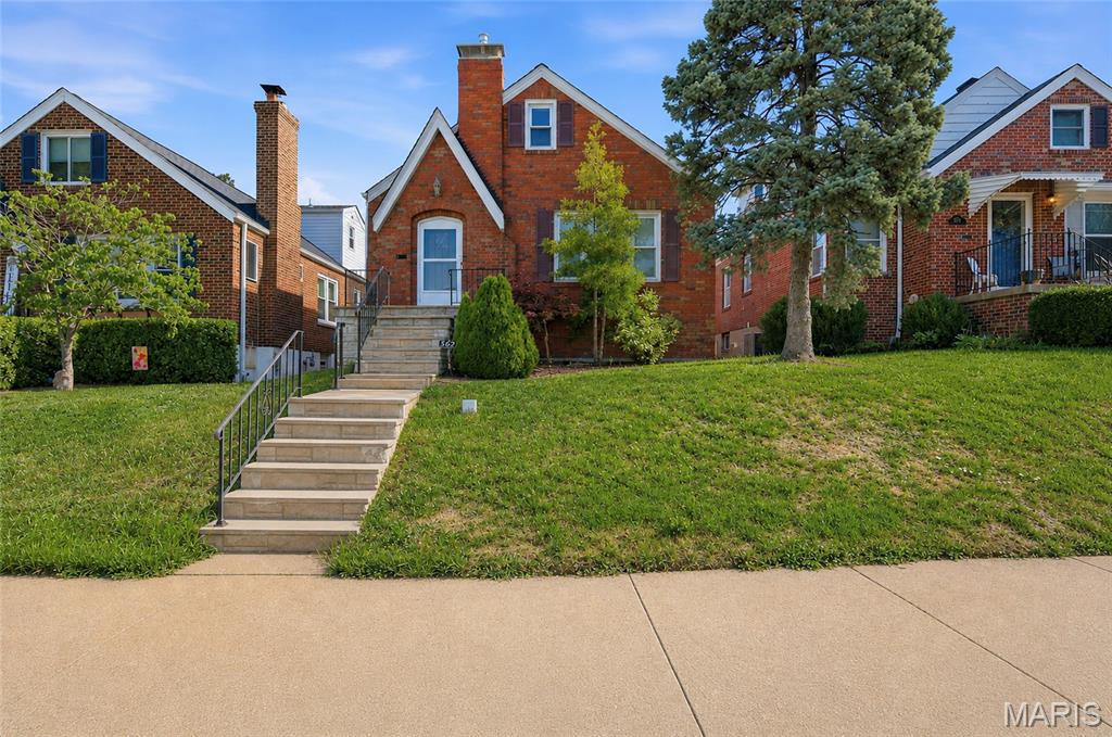 Homes for sale in Saint Louis, MO | 5621 Pernod Ave, Saint Louis, MO 63139 | MLS# MIS26035340