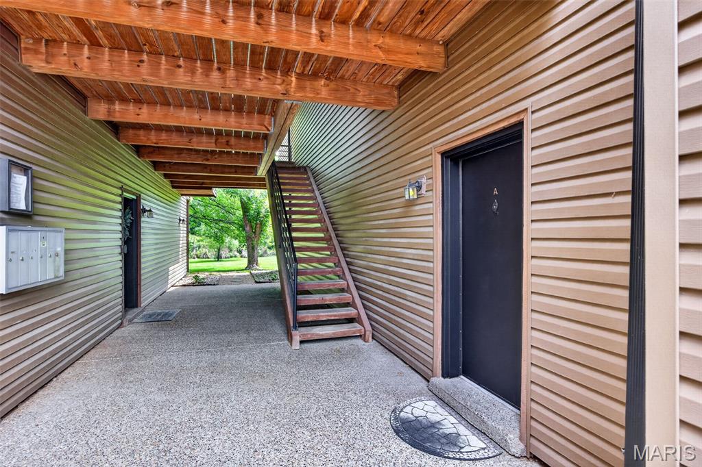 Homes for sale in St Louis, MO | 13811 Amiot Dr #A, St Louis, MO 63146 | MLS# MIS26035485