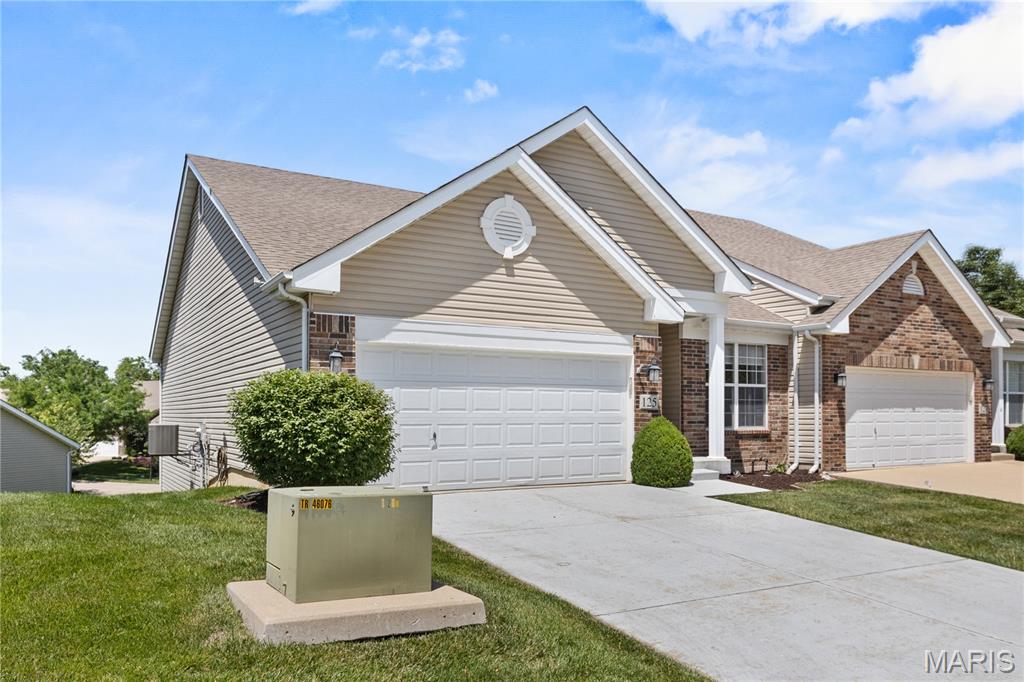 Homes for sale in O'fallon, MO | 125 Belmonte Landing Dr, O'fallon, MO 63368 | MLS# MIS26035773