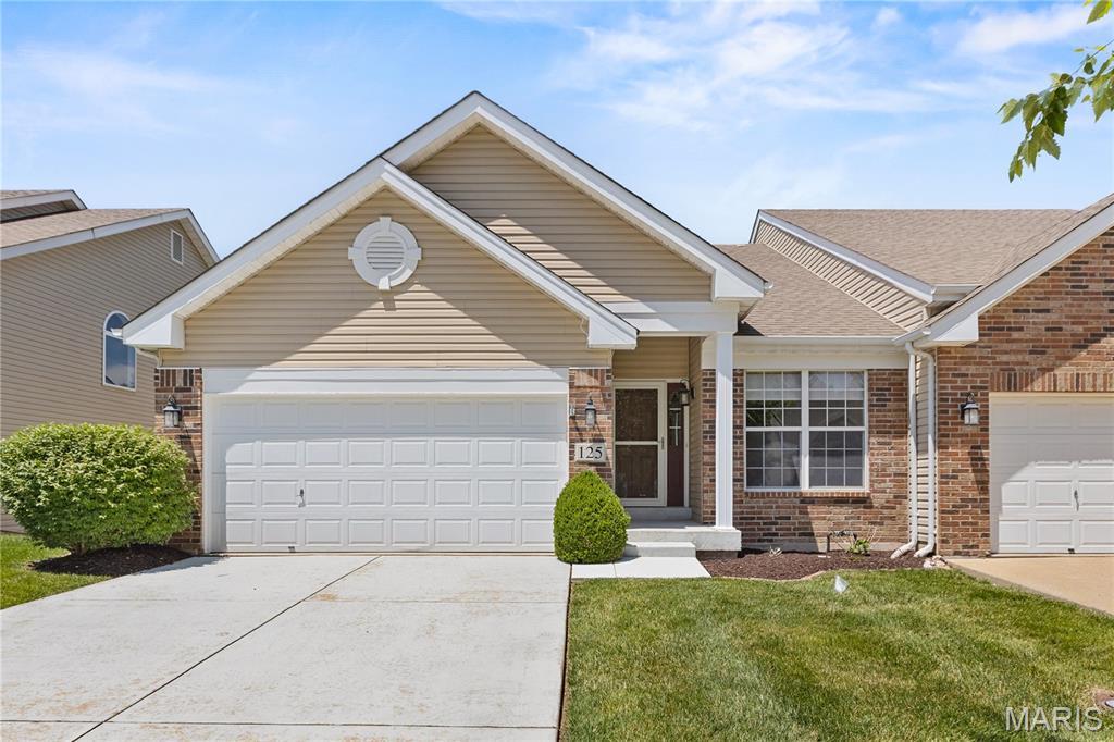 Homes for sale in O'fallon, MO | 125 Belmonte Landing Dr, O'fallon, MO 63368 | MLS# MIS26035773