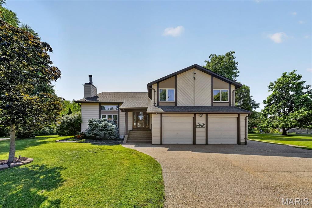 2nd image of 24 Long Branch Ct, Saint Peters, MO 63376 | MLS# MIS26035915